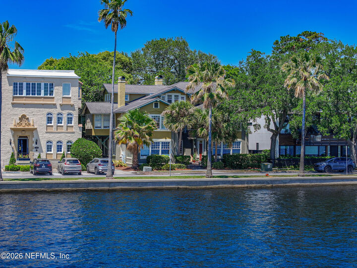 Property Photo: 2117 River Boulevard FL 32204