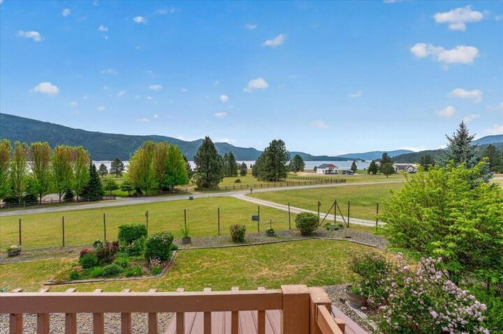 Property Photo:  65 Martin Creek Dr  WA 99141 