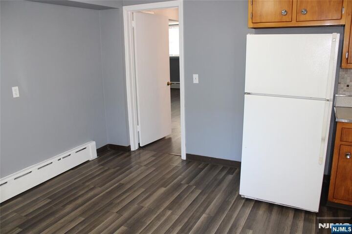 Property Photo:  208 Bergen Boulevard 3  NJ 07022 