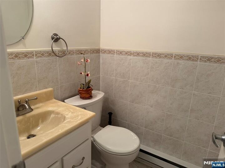Property Photo:  1065 Treetops 65B  NJ 07885 