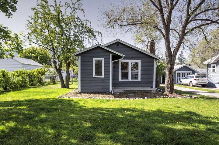 Property Photo: 117 W Central Avenue MT 59801