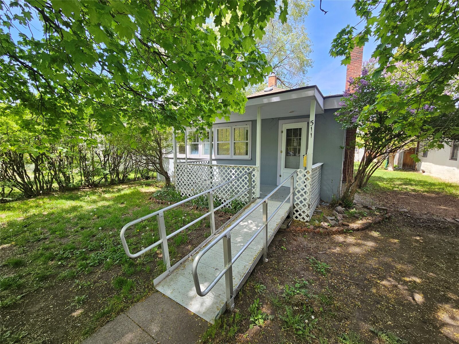 Property Photo:  511 Cleveland Street  MT 59801 