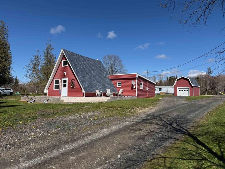 Property Photo:  5 Chase Drive  NS B0W 3M0 