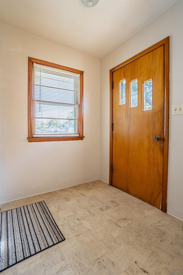 Property Photo:  139 6th Ave SW  IA 51031 