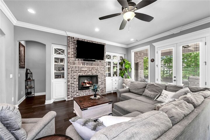 Property Photo:  4010 NE Miner Court  AR 72712 