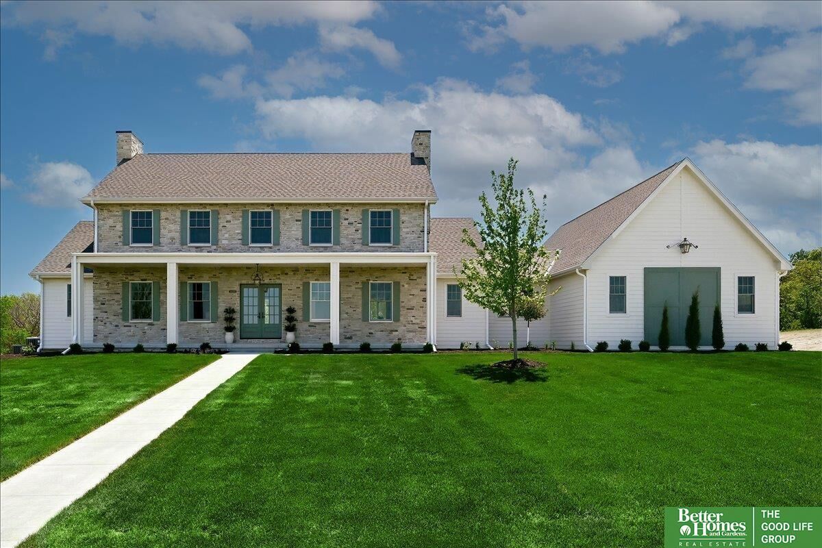 Property Photo: 22569 Crestline Circle NE 68028