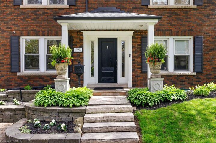 Property Photo:  373 Rossmore Boulevard  ON L7N 1R9 