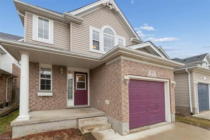 Property Photo:  95 Houghton Street  ON N3C 4L2 