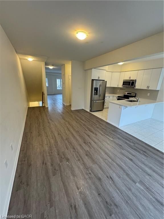 Property Photo:  305 Garner Road W 50  ON L9G 3E6 