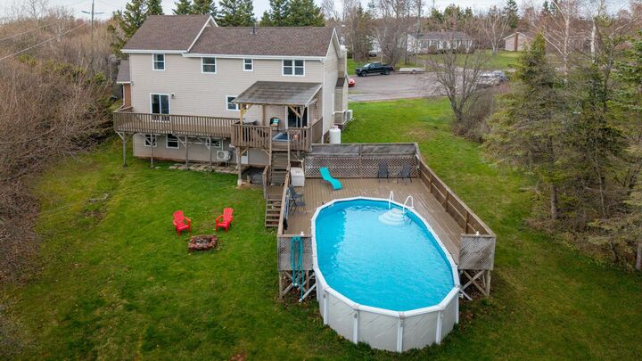 Property Photo:  52 Thorndale Drive  PE C1E 1T2 