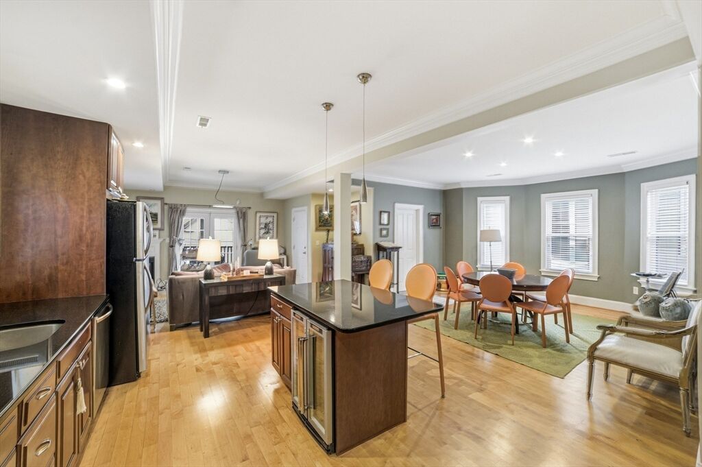 Property Photo: 5 Mount Vernon St 2 MA 02125