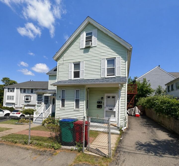 Property Photo:  14 Warnock St 2  MA 01852 