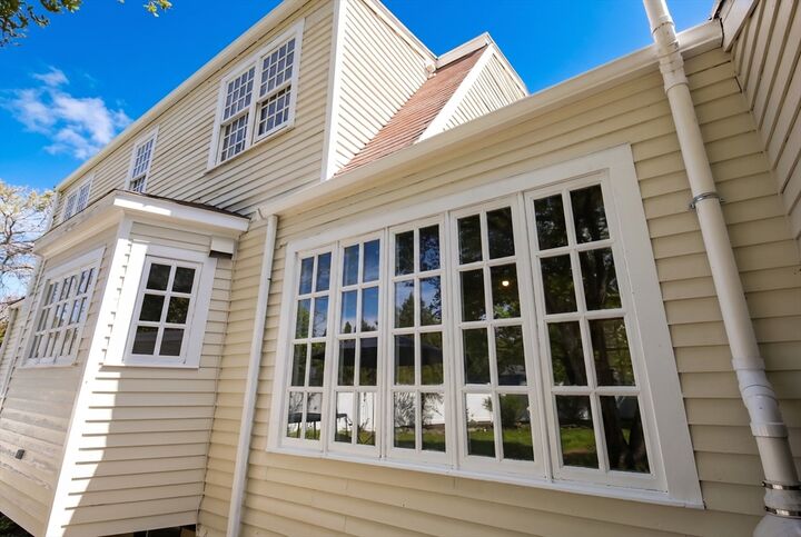 Property Photo:  110 Cross St  MA 01810 