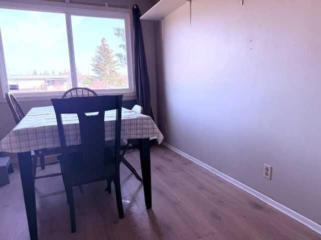 Property Photo:  5231 6 Avenue 12  AB T7E 1L1 