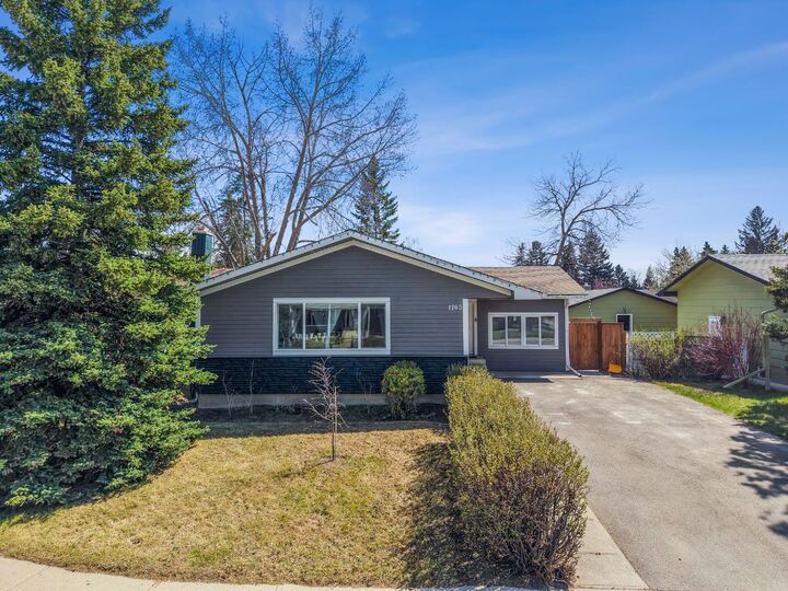 1703 110 Avenue SW — photo 1