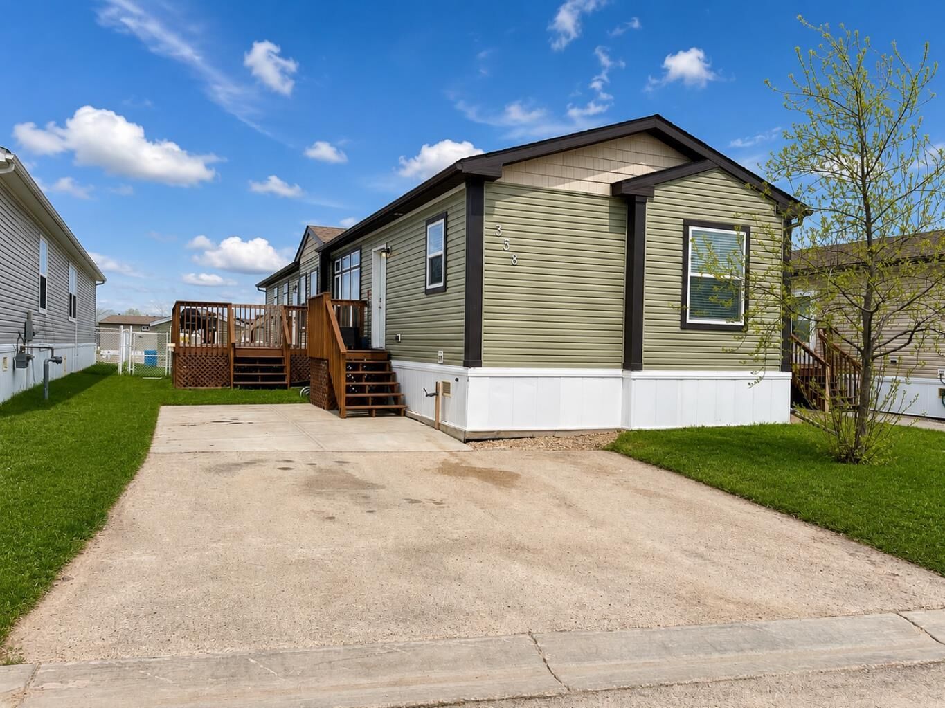 Property Photo:  10615 88 358  AB T8X 1P5 