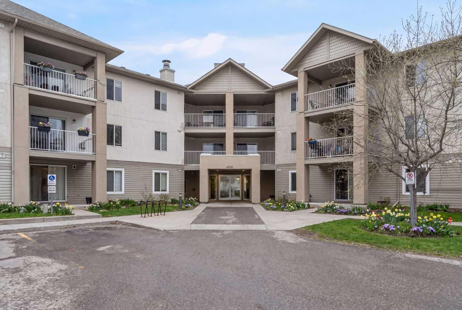 Property Photo:  4000 Citadel Meadow Point NW 107  AB T3G 5N5 