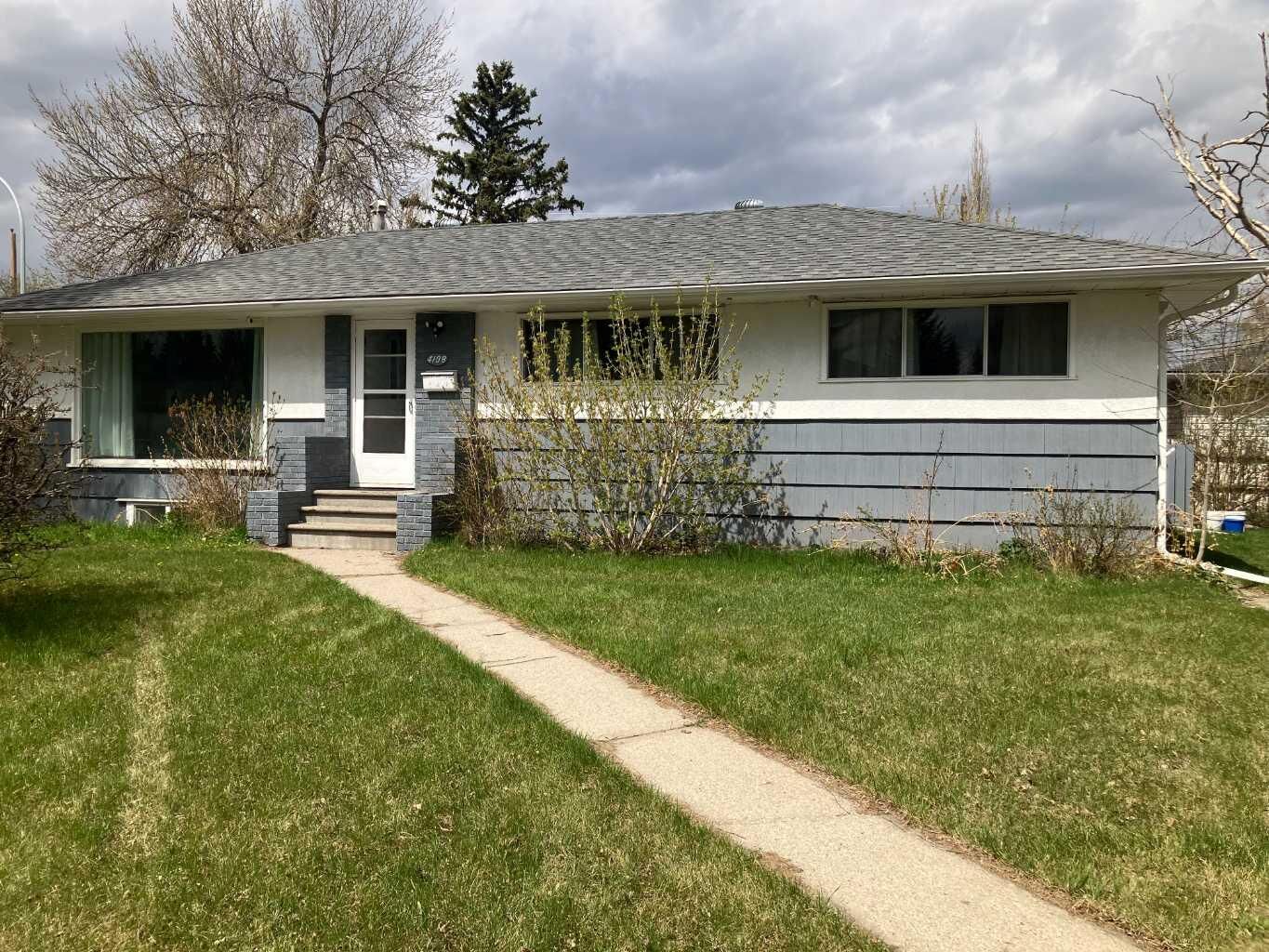 Property Photo:  4108 26 Avenue SW  AB T3E 0P3 