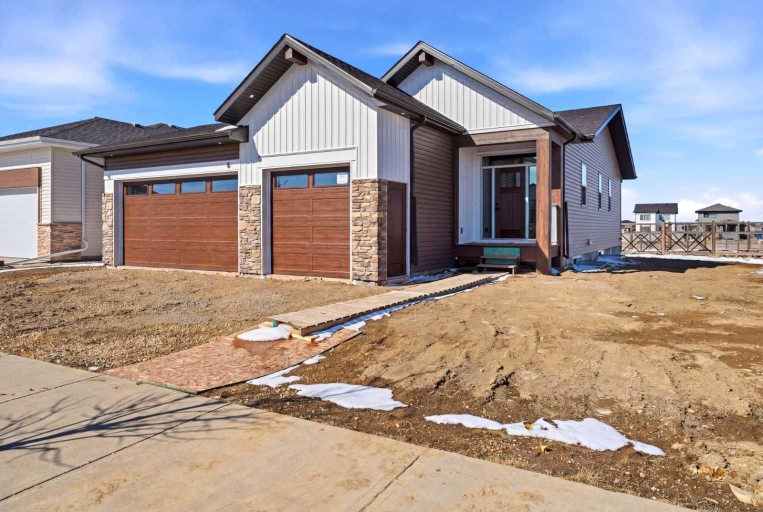 Property Photo:  8 Tipping Avenue  AB T4P 0Y9 