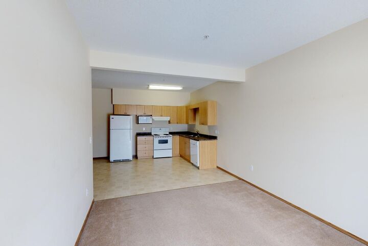 Property Photo:  12025 Royal Oaks Drive 103  AB T8V 2K8 