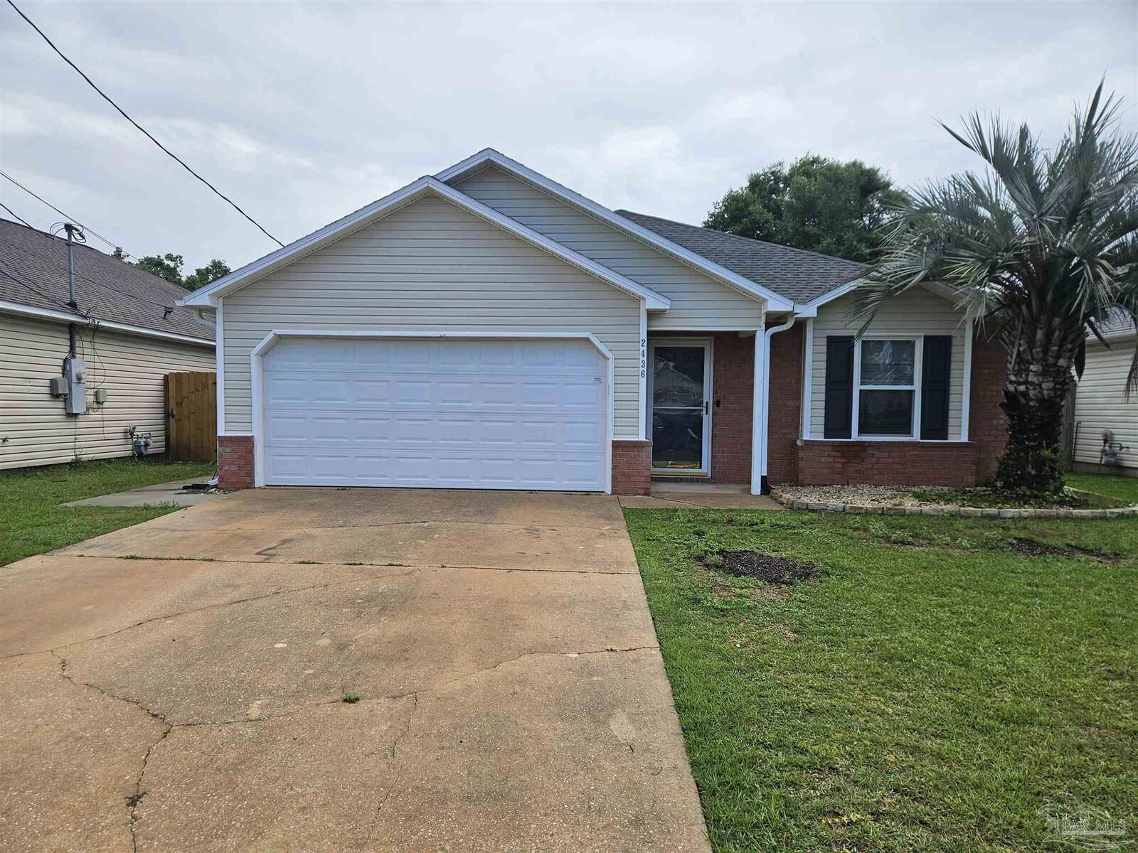 Property Photo:  2436 Gulf Breeze Ave  FL 32507 