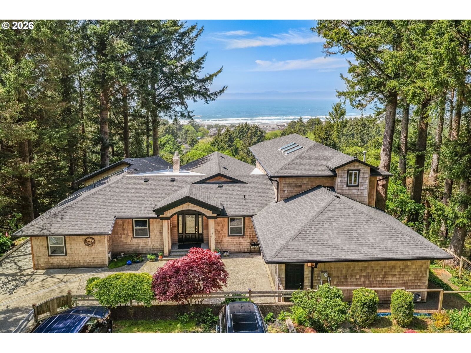 Property Photo:  384 Sunset Blvd  OR 97110 
