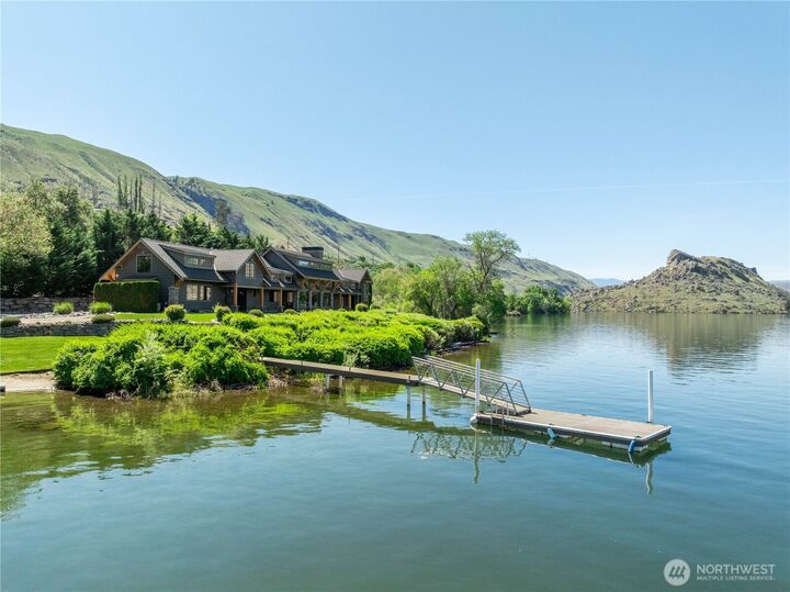 Property Photo: 13531 US Hwy 2 WA 98802