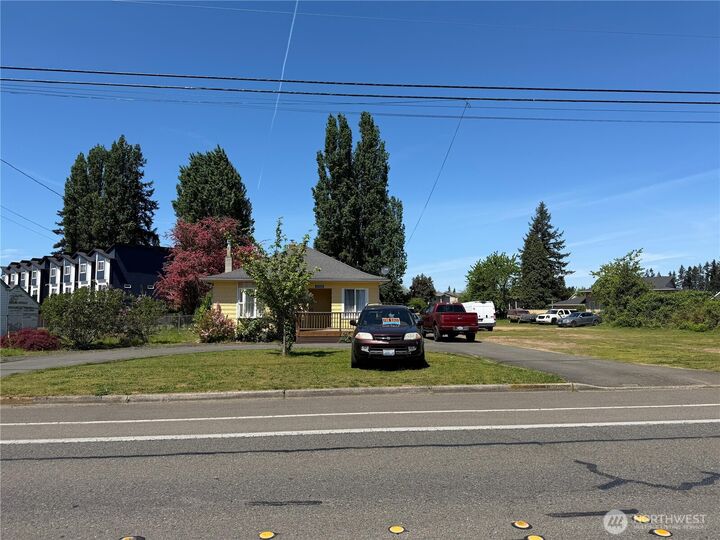 Property Photo:  6506  Armar Rd Road  WA 98270 