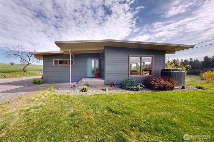 Property Photo:  800  Eckler  WA 99328 