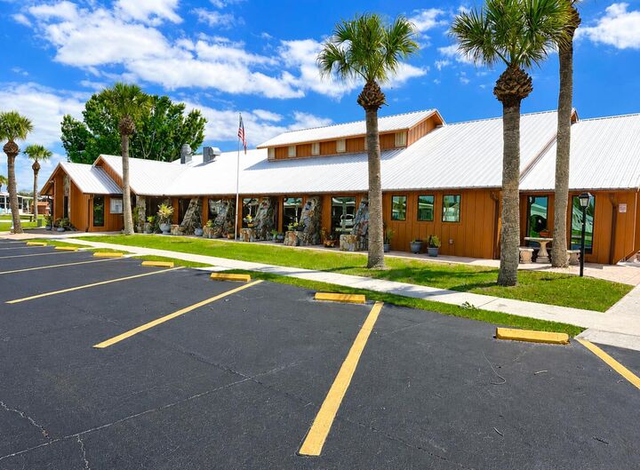 Property Photo:  6472 SE 55th Lane  FL 34974 