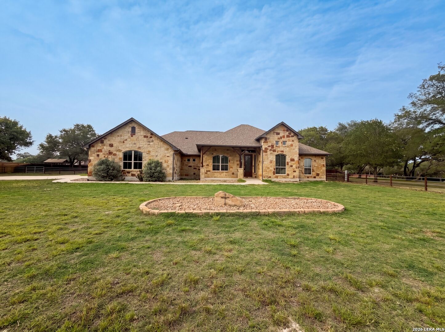 Property Photo:  105 E Eden Vly  TX 78101 