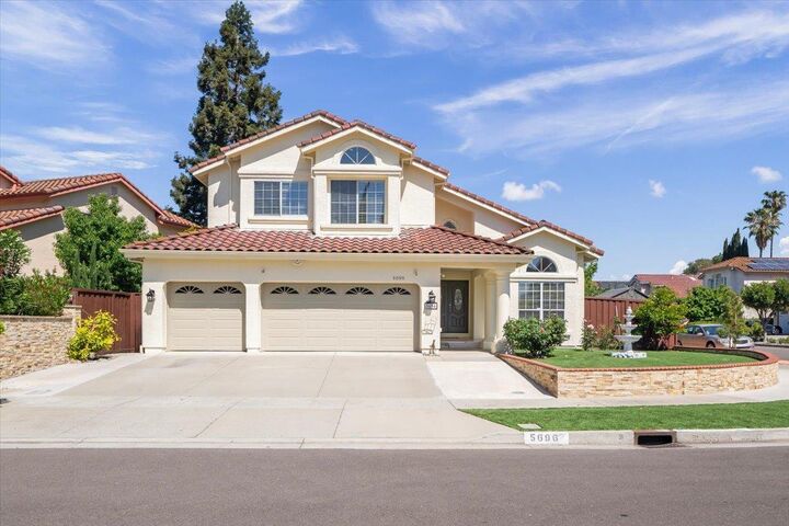 Property Photo:  5696 Blackhawk Court  CA 95123 