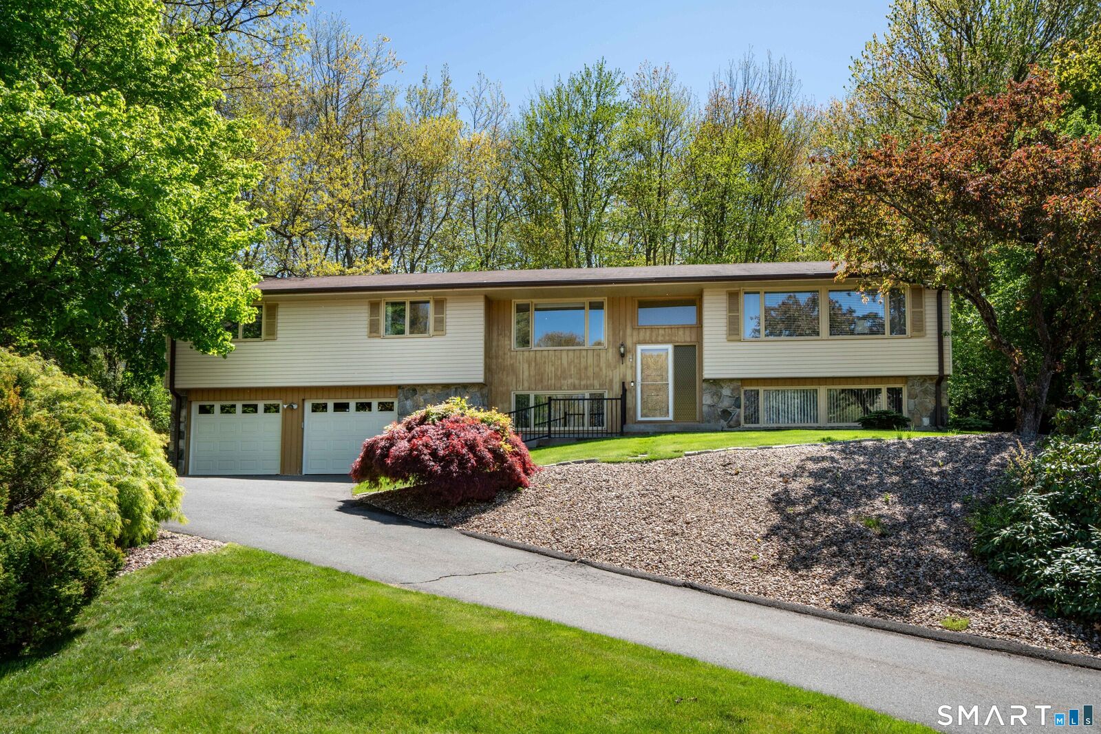 Property Photo:  121 Shepard Drive  CT 06040 