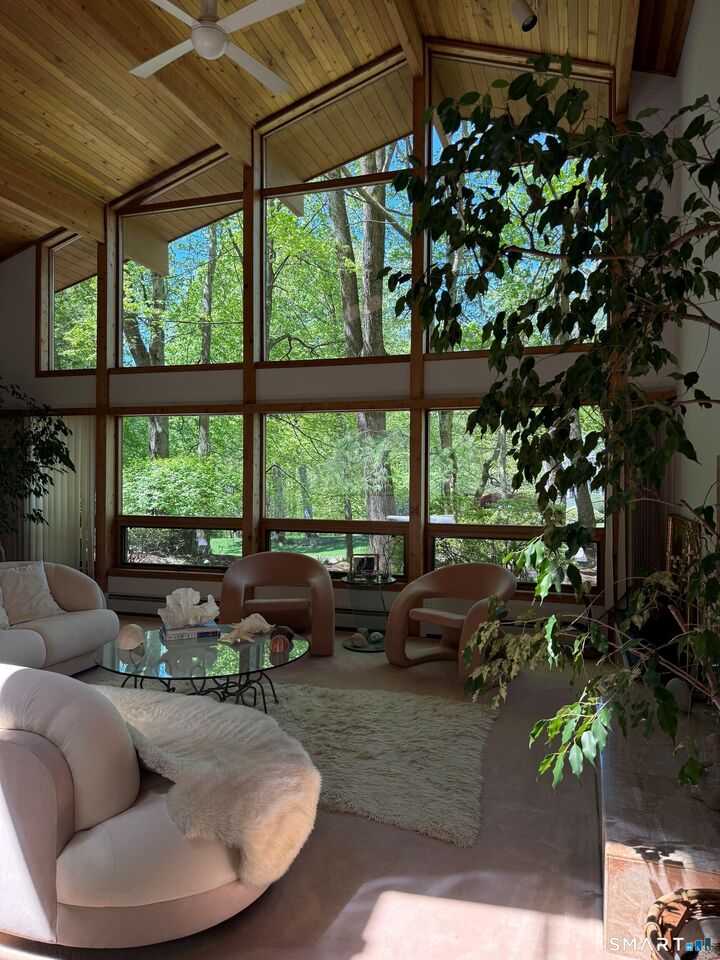 Property Photo:  961 Green Circle  CT 06477 
