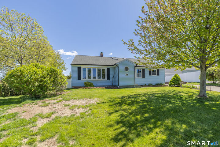 Property Photo:  14 Catherine Court  CT 06460 