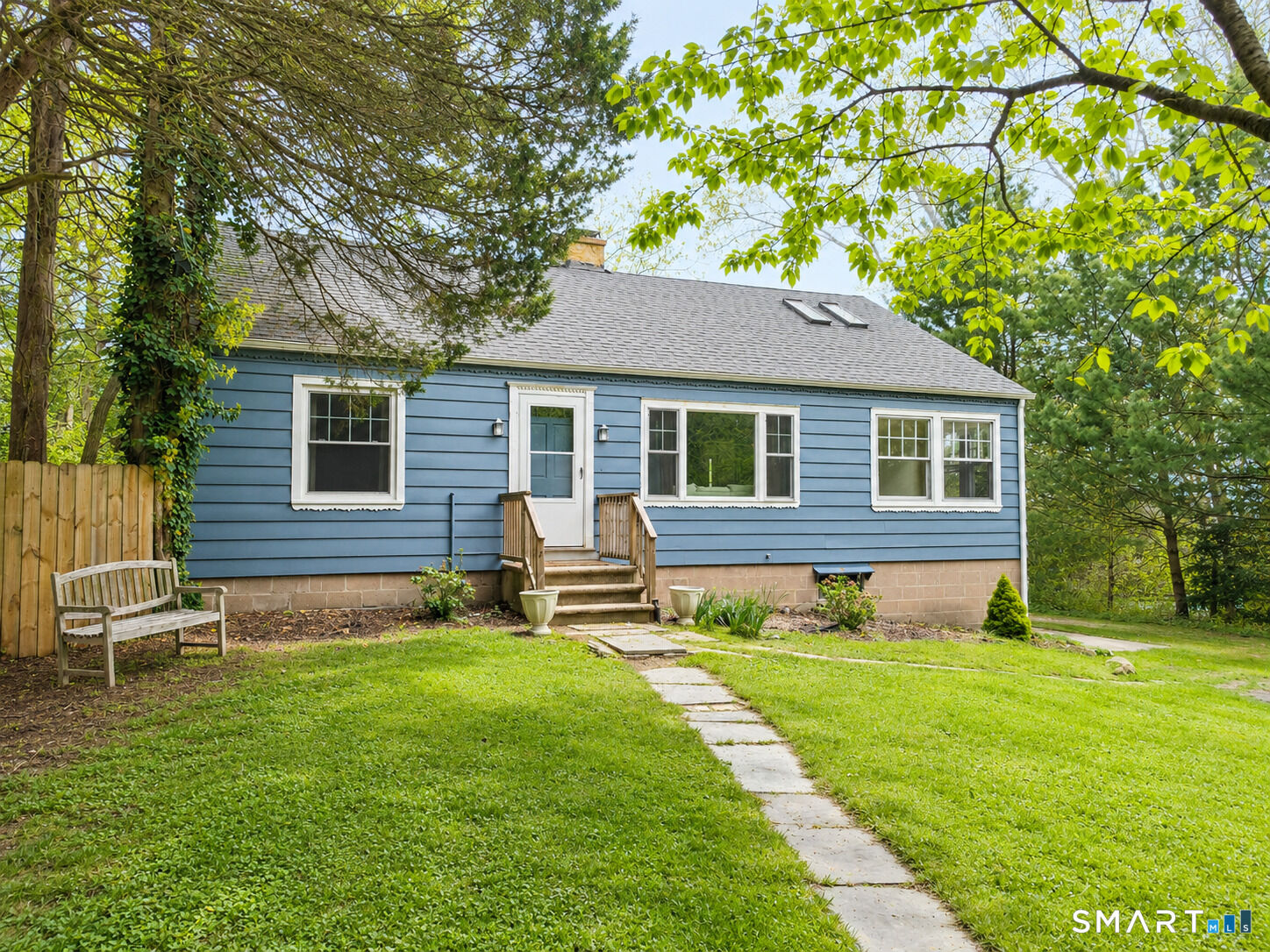 Property Photo:  22 High Ridge Road  CT 06437 