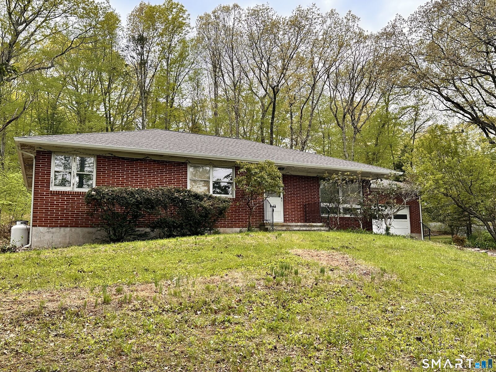 Property Photo:  5 Old Town Road  CT 06483 