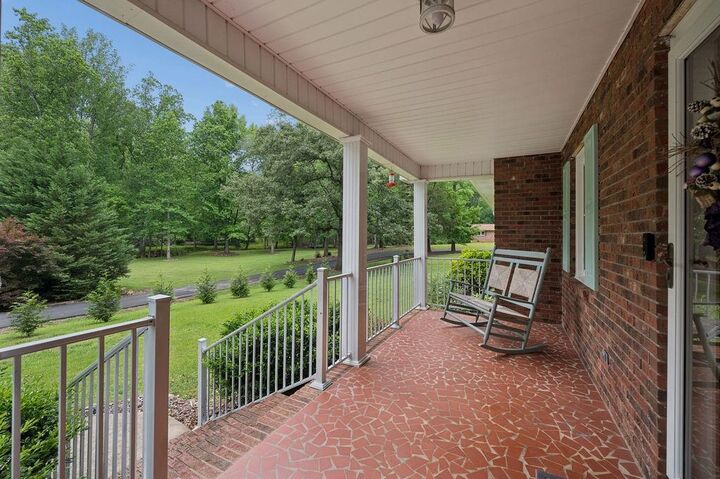 Property Photo:  181 Carroll Cir Circle  SC 29372 