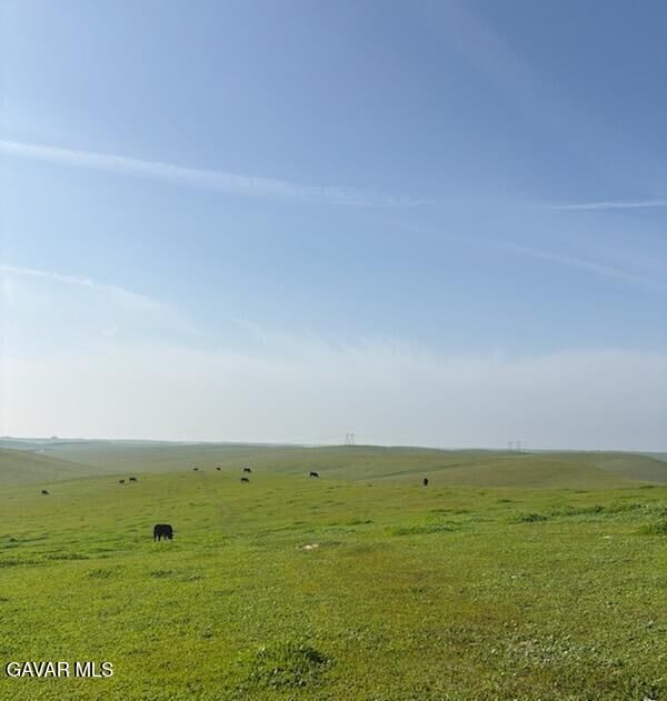 Property Photo:  Kings Rd  CA 93249 