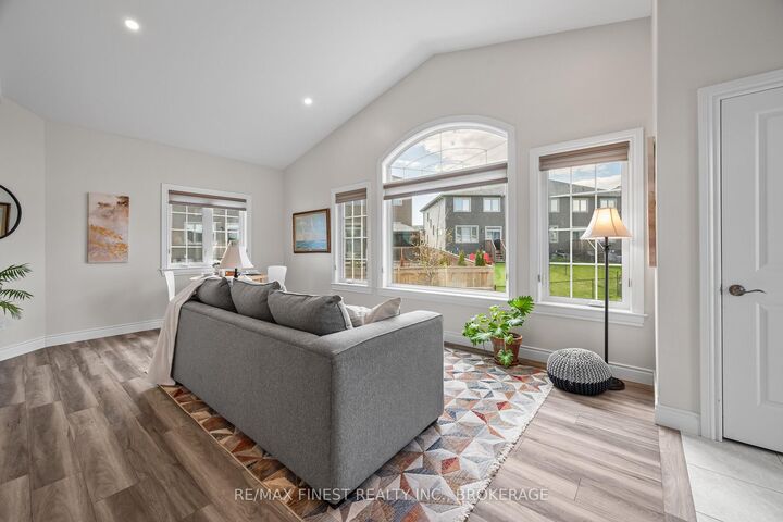 Property Photo: 47 Lowry Place ON K7N 0E2