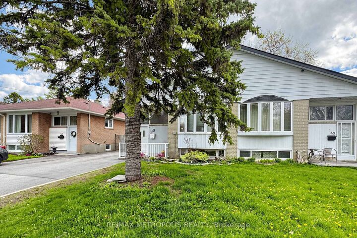 Property Photo: 51 Greyabbey Trail ON M1E 1V8