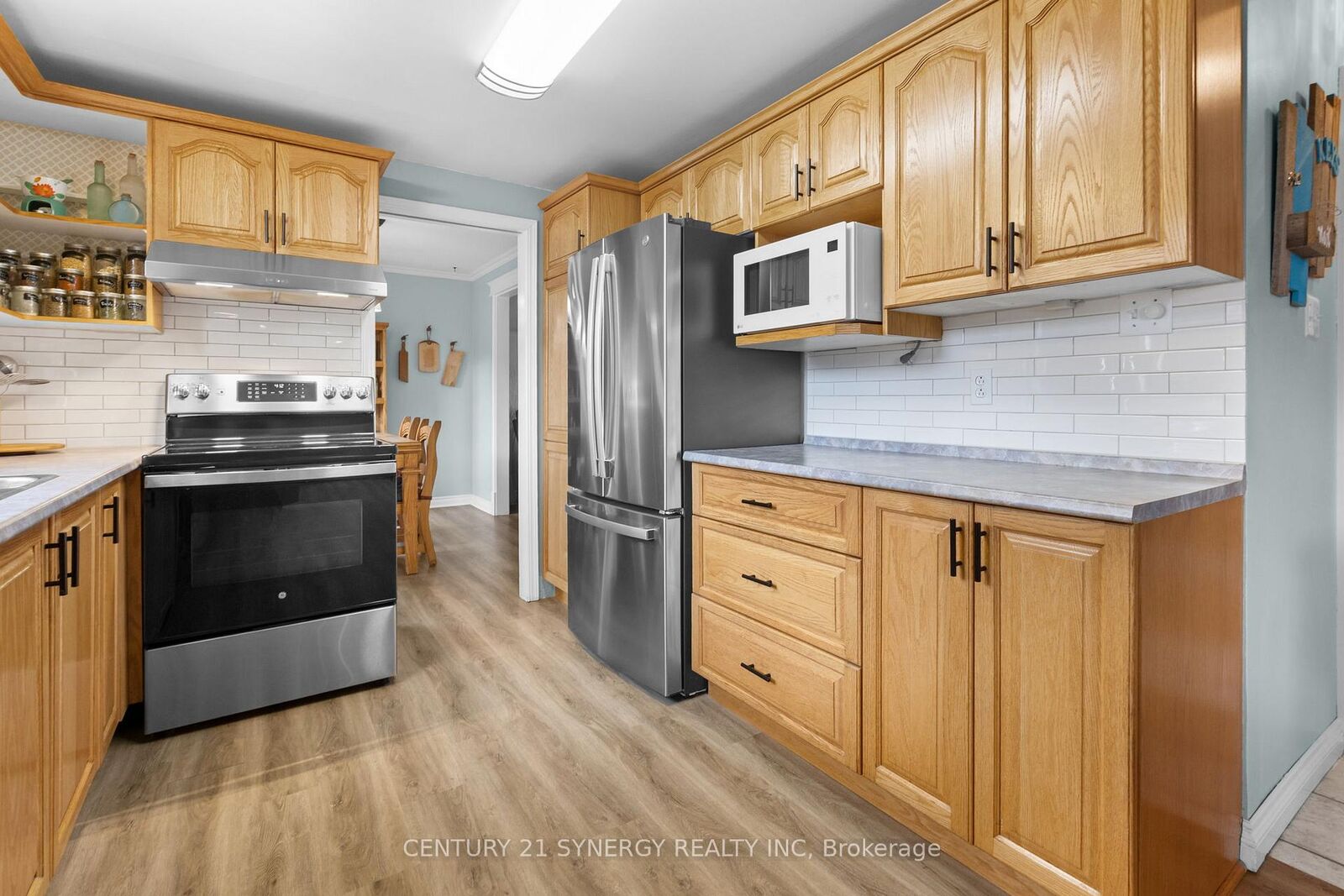 Photo de la propriété: 346 Nagel Avenue ON K1E 1R6