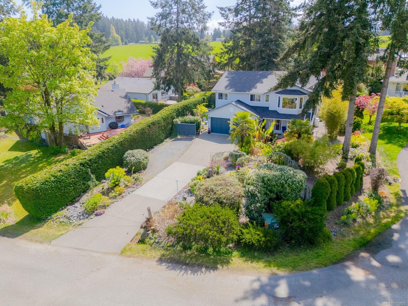 Property Photo:  1345 Garrett Pl  BC V0R 1N2 