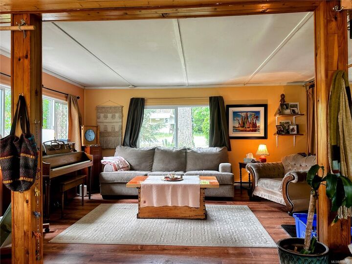 Property Photo:  5097 Grouhel Rd  BC V9G 1J4 