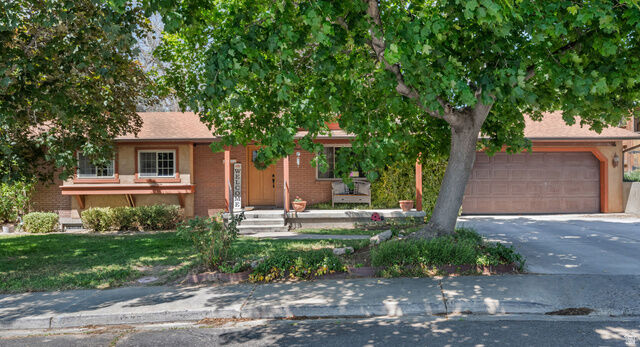 Property Photo:  1075 N 200 E  UT 84043 