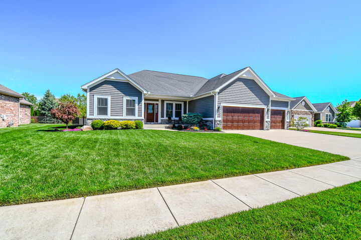 Property Photo:  2313 Larkspur Drive  OH 45373 