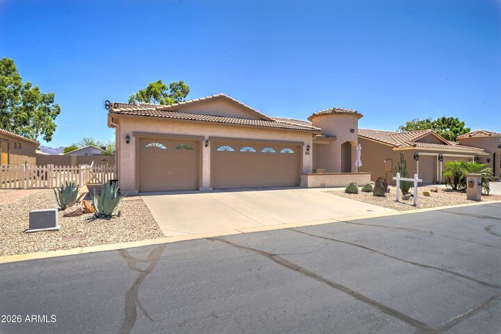 Property Photo:  2101 S Meridian Road 164  AZ 85120 
