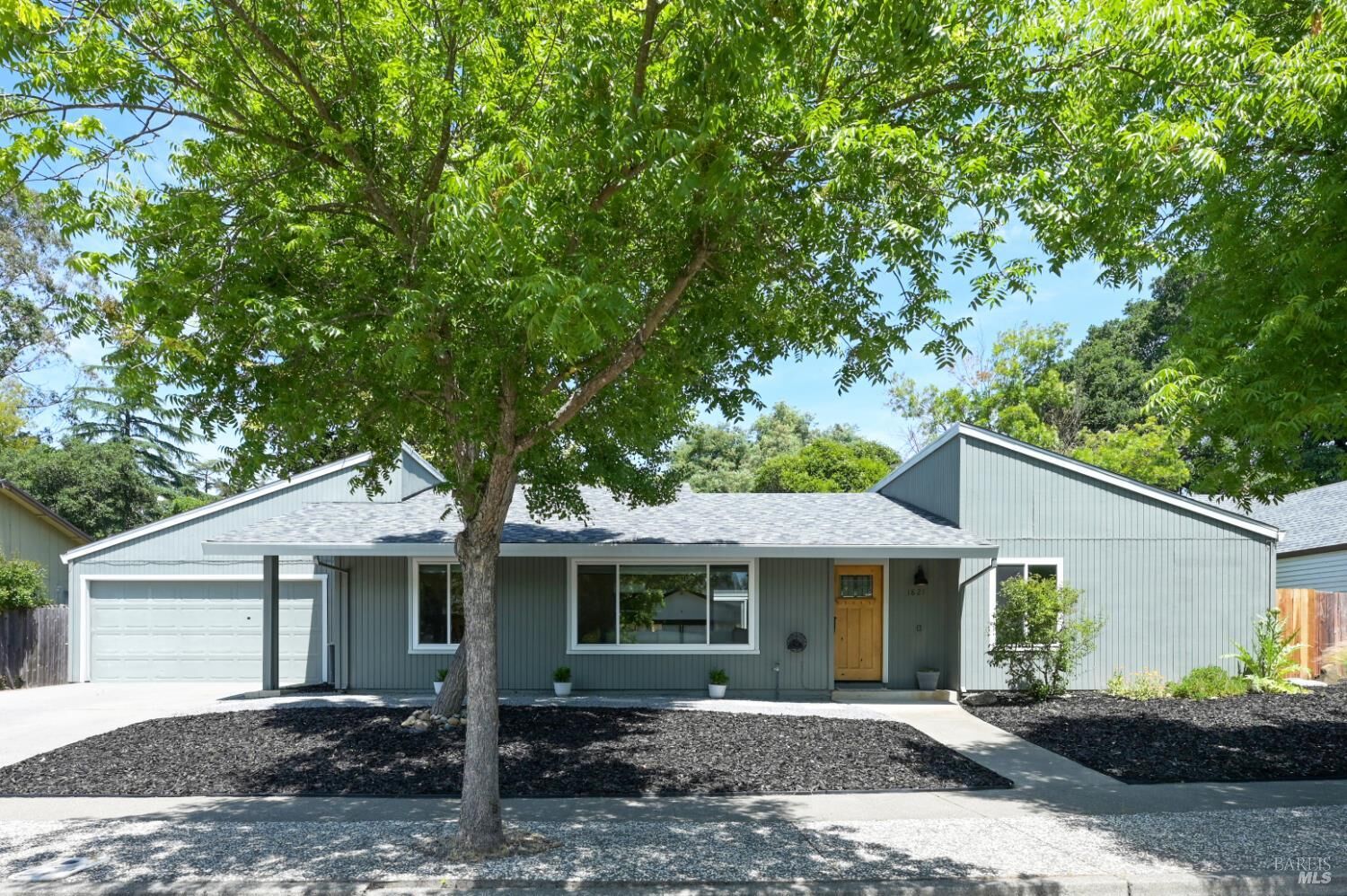 Property Photo:  1821 Sherwood Court  CA 95405 
