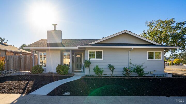 Property Photo: 235 Grove Avenue CA 95409