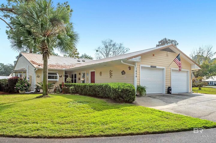 Property Photo:  1082 W Quail Run 1606  AL 36542 